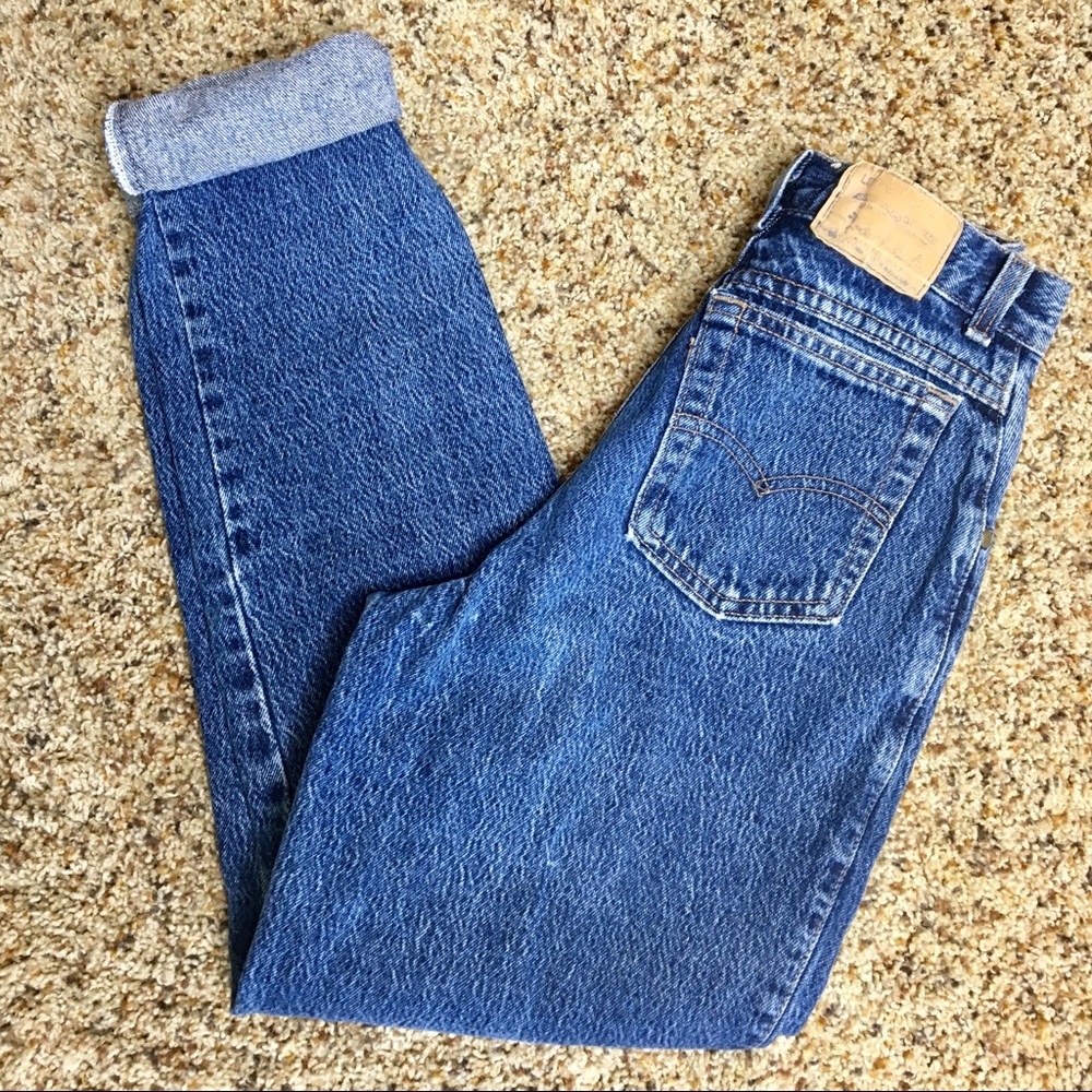 Vintage High Rise Levi’s. Mom Jeans